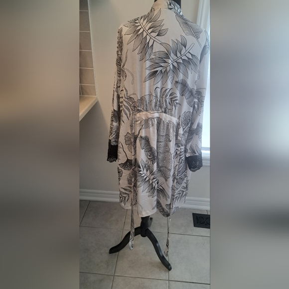 2 Piece Satin Sleep Set Dress And Kimono - Picture 3 of 9